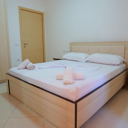 Almare Apartments Vlorë Eksteriør bilde