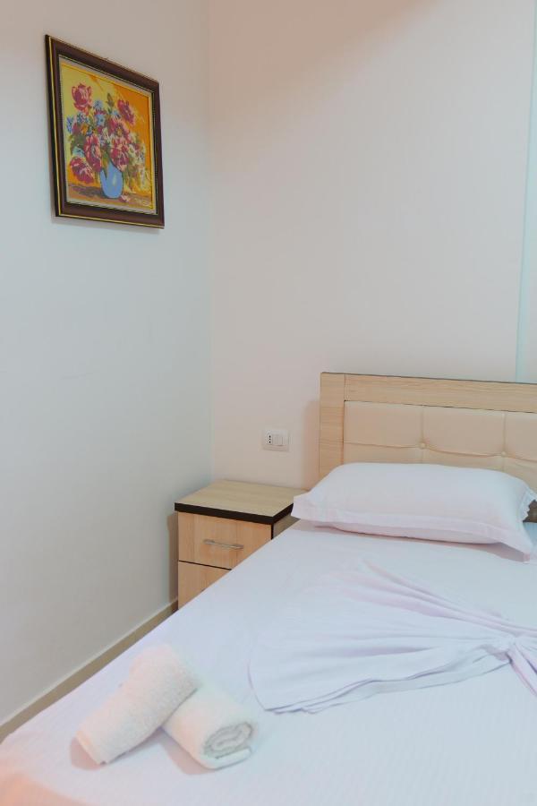 Almare Apartments Vlorë Eksteriør bilde