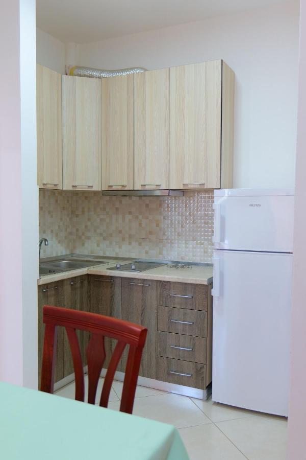 Almare Apartments Vlorë Eksteriør bilde